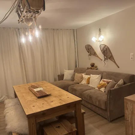 アパート Le Cocon ラ・モンジー